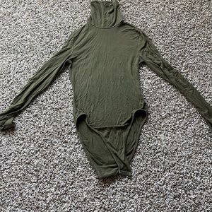 SHEIN Green Turtleneck Bodysuit - XS